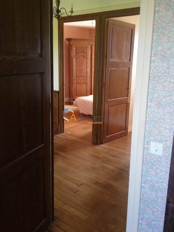 Maison - 182 m² - 6 pièces