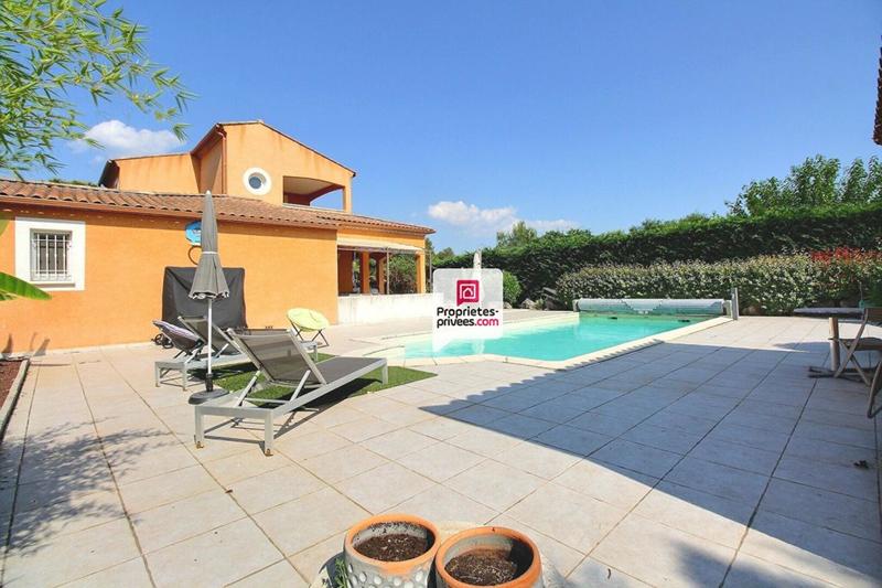 Maison - 181 m² - 6 pièces