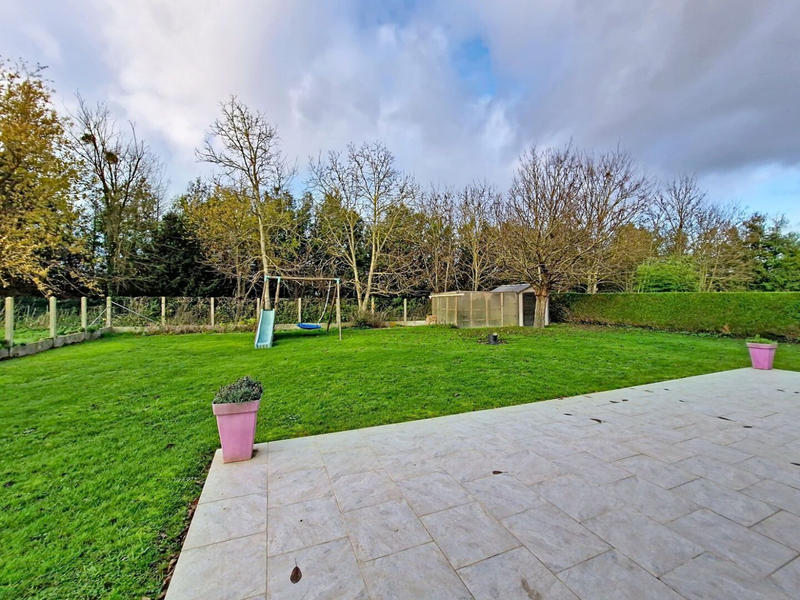 Maison - 96 m² - 5 pièces