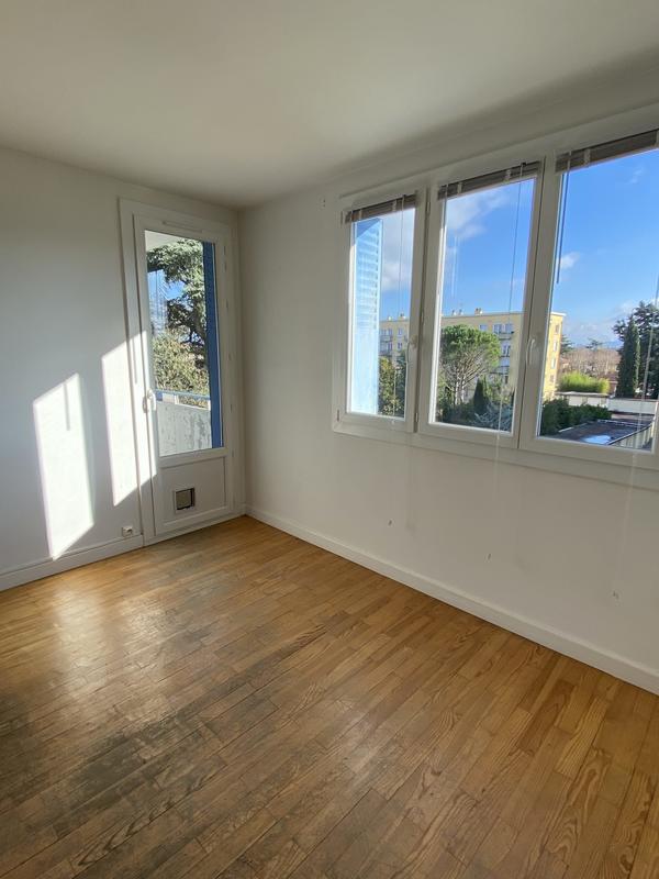 Appartement - 61 m² - 4 pièces