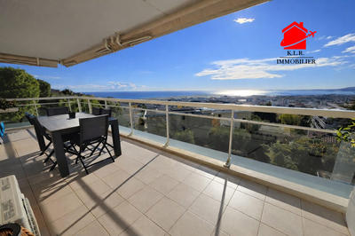 Appartement - 103 m² - 4 pièces