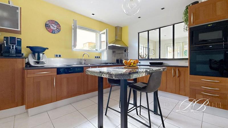 Maison - 120 m² - 6 pièces