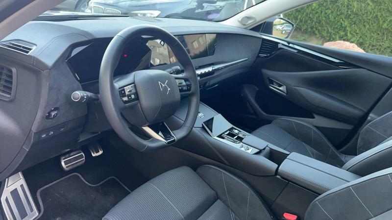 Ds Ds 4 1.2 Hybrid 136 e-Dcs6 Étoile Alcantara - Automatique Toit ouvrant