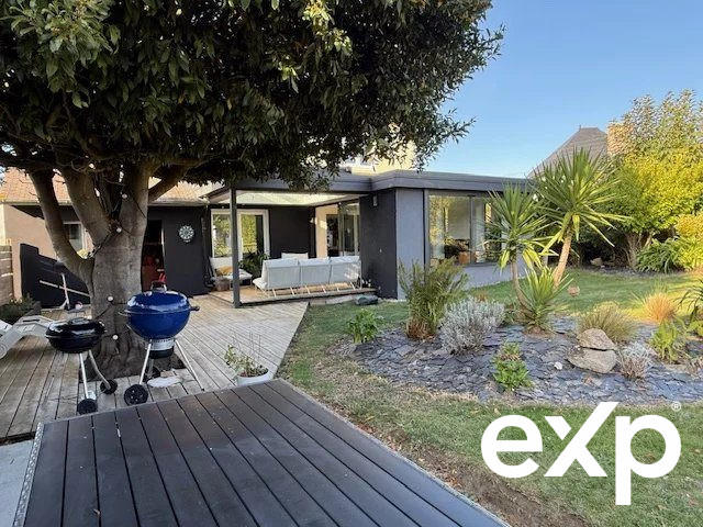 Maison - 127 m² - 5 pièces