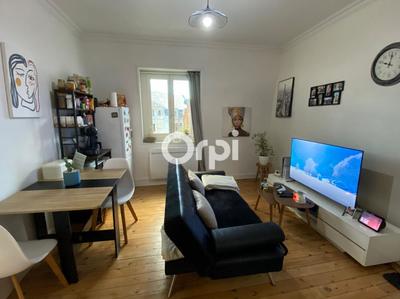 Studio - 30 m² - 1 pièce