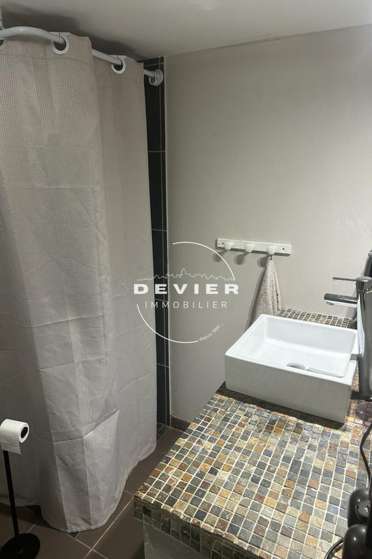 Villa - 170 m² - 6 pièces