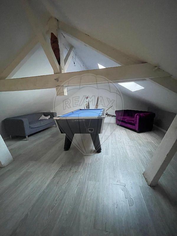 Local commercial - 437 m² - 10 pièces