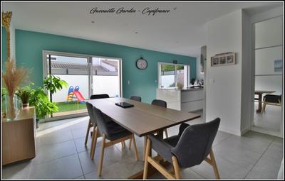 Maison - 138 m² - 5 pièces