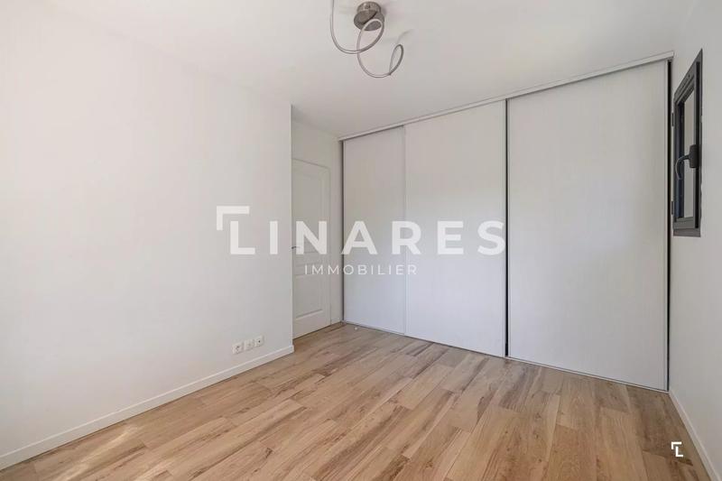 Maison - 185 m² - 5 pièces