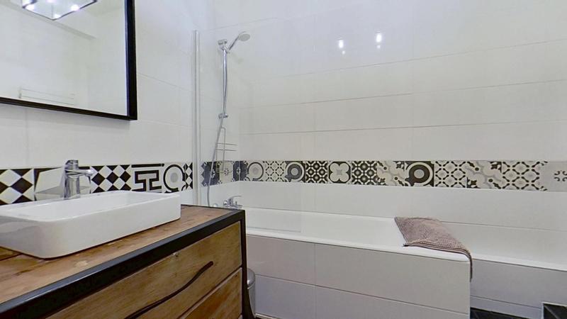 Appartement - 100 m² - 3 pièces