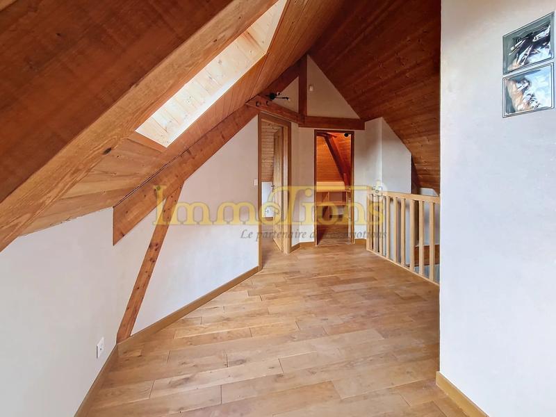 Maison - 136 m² - 6 pièces