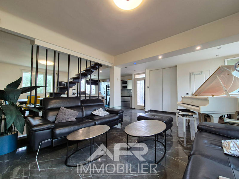 Maison - 155 m² - 5 pièces