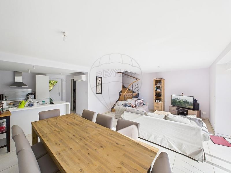 Maison - 105 m² - 5 pièces