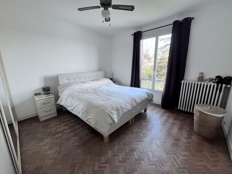 Maison traditionnelle - 229 m² - 10 pièces