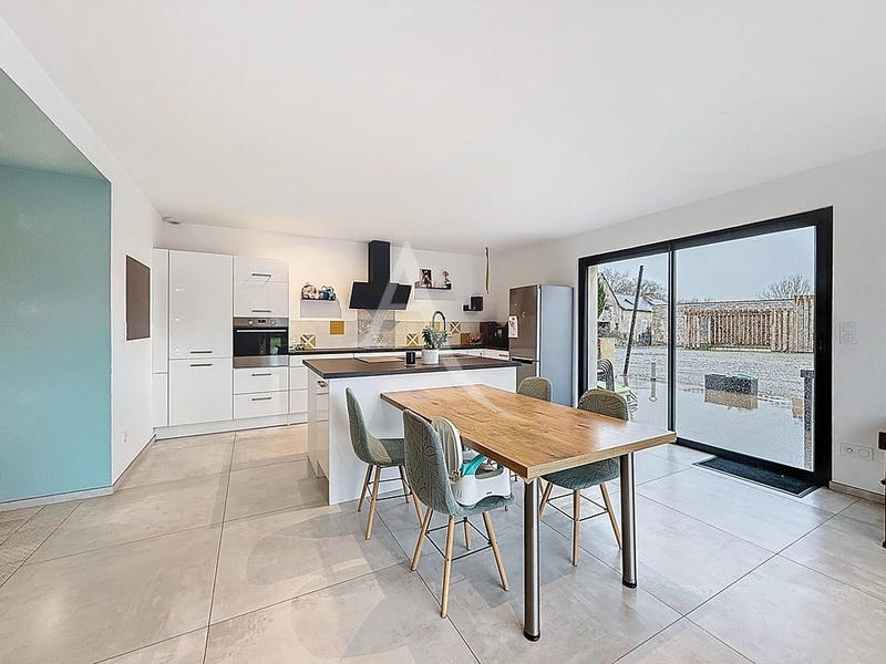 Maison - 190 m² - 7 pièces