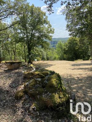 Maison - 180 m² - 6 pièces