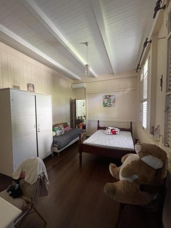 Propriété - 6 213 m² - 4 pièces