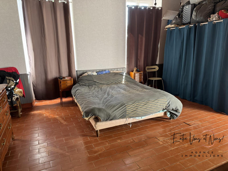 Maison - 216 m² - 7 pièces