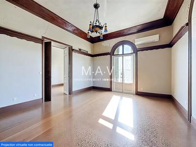 Appartement - 150 m² - 5 pièces