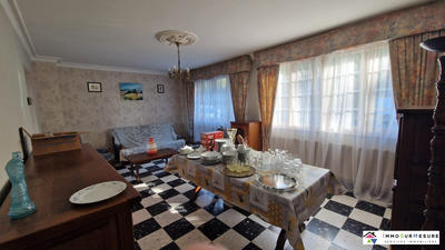 Maison - 102 m² - 6 pièces