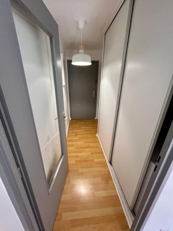 Studio - 20 m² - 1 pièce