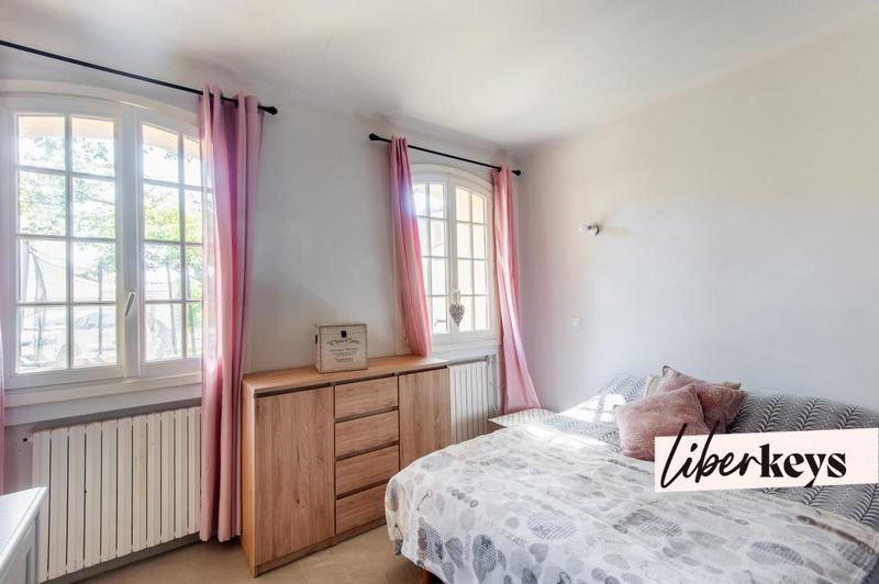 Maison - 171 m² - 6 pièces