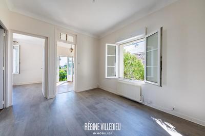 Maison - 93 m² - 5 pièces