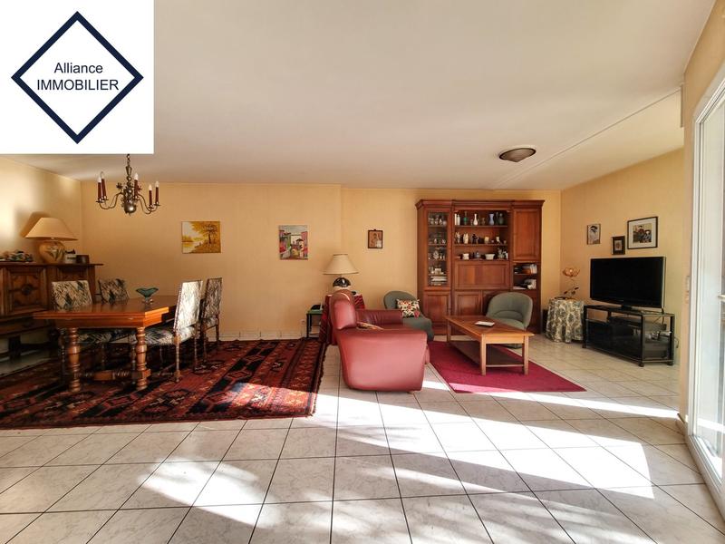 Maison - 109 m² - 6 pièces