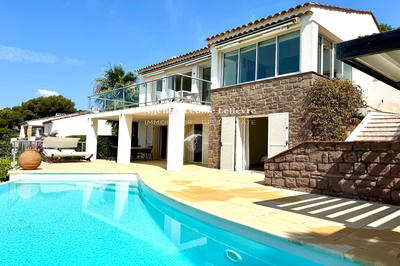 Maison - 150 m² - 4 pièces