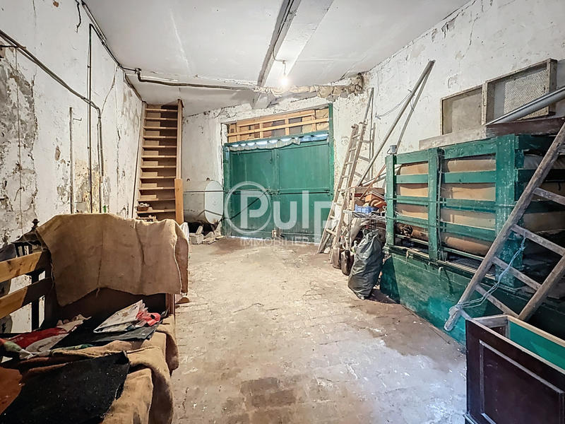 Maison - 200 m² - 12 pièces