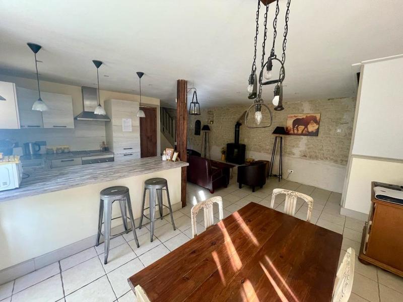 Propriété - 511 m² - 35 pièces