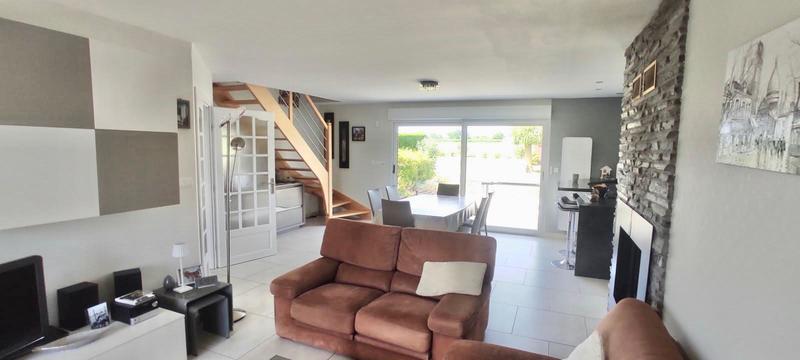 Pavillon - 130 m² - 6 pièces