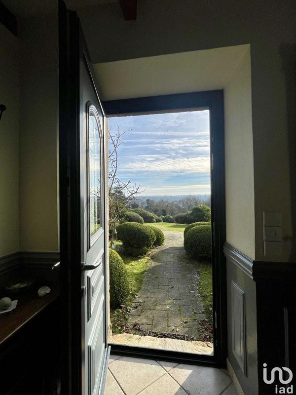 Maison - 142 m² - 7 pièces