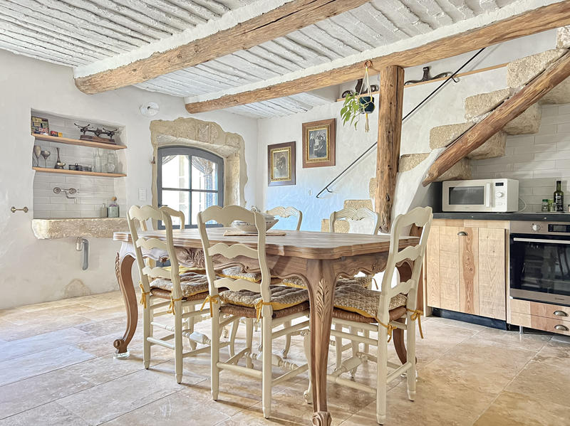 Mas - 362 m² - 8 pièces