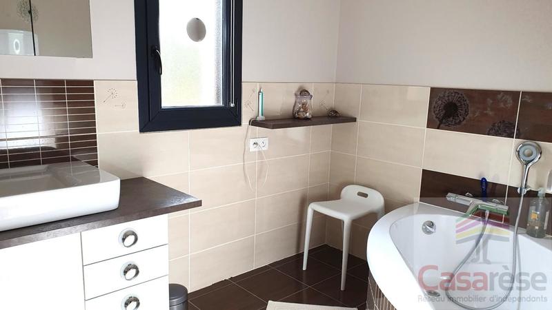 Maison - 163 m² - 5 pièces