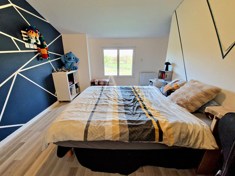 Maison - 311 m² - 7 pièces