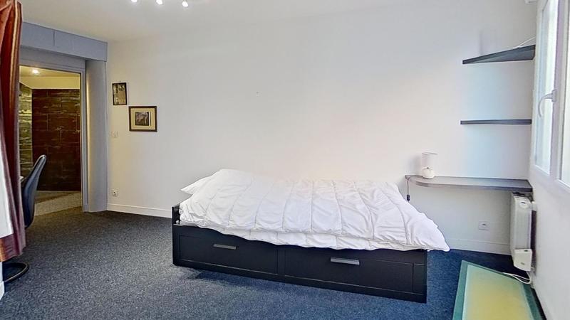 Appartement - 124 m² - 6 pièces