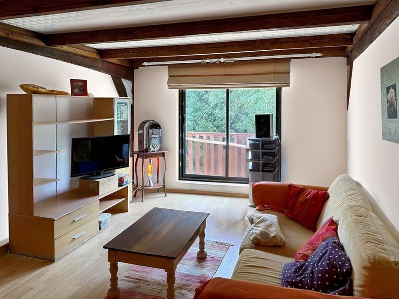 Maison - 180 m² - 8 pièces