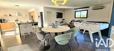 Maison - 155 m² - 6 pièces