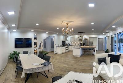 Maison - 115 m² - 4 pièces