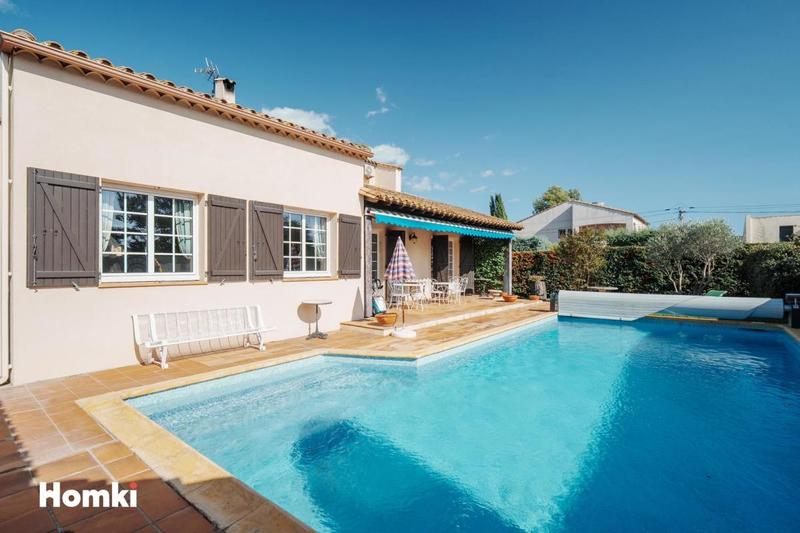 Maison - 290 m² - 6 pièces