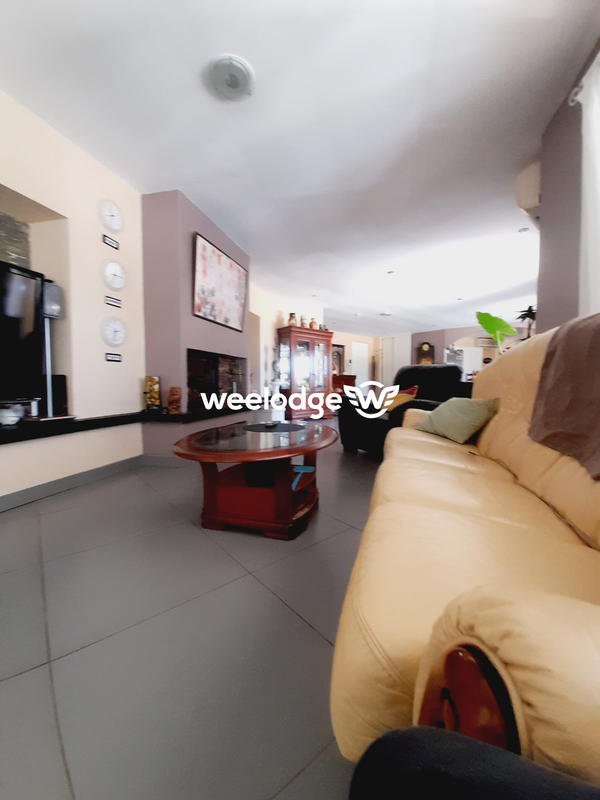 Maison - 140 m² - 4 pièces