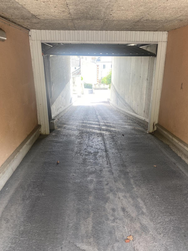 Parking / Garage - 15 m²