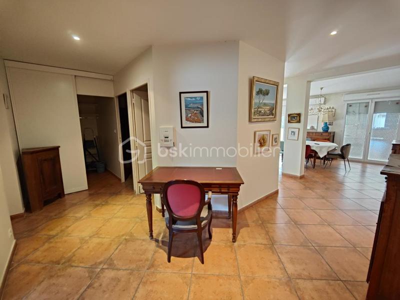 Appartement - 160 m² - 5 pièces