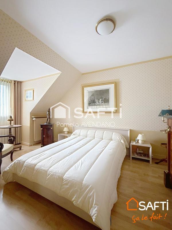 Maison - 99 m² - 5 pièces