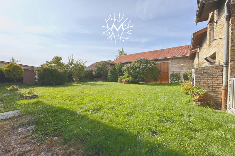 Maison de village - 166 m² - 7 pièces