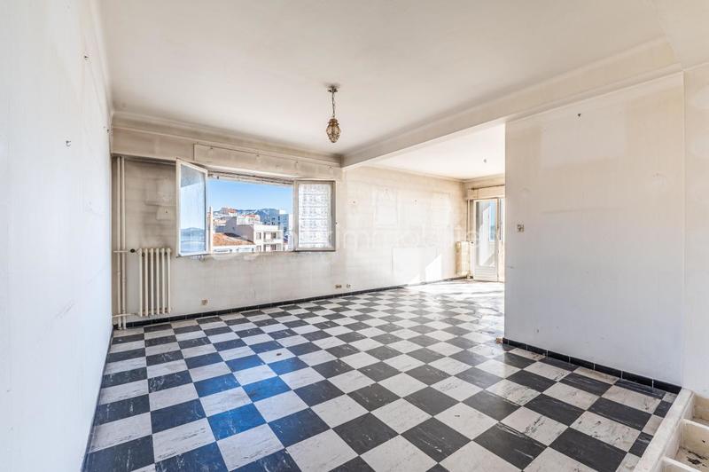 Appartement - 75 m² - 4 pièces