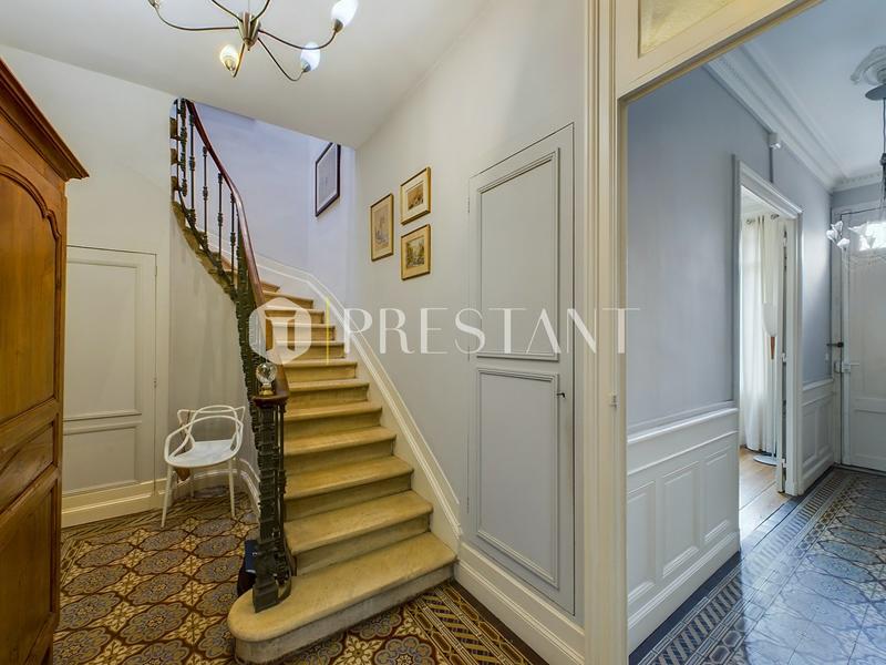 Maison - 190 m² - 7 pièces