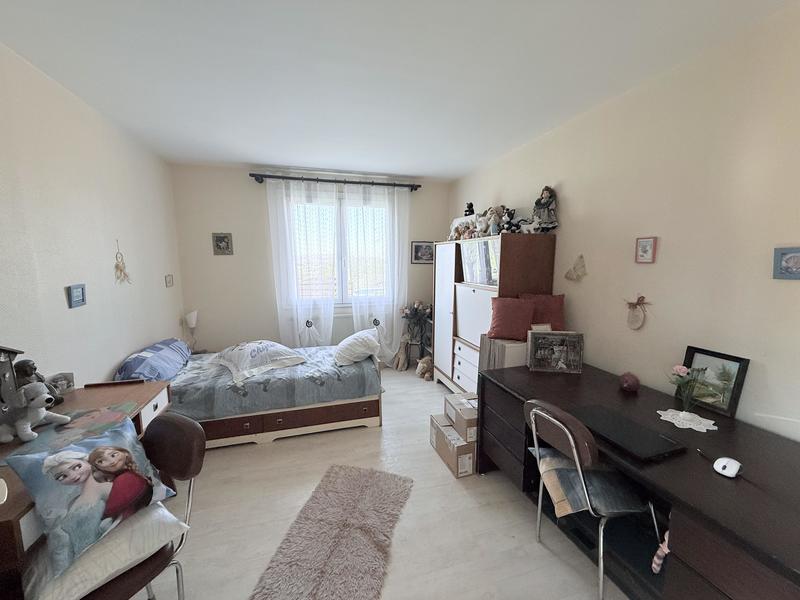 Maison - 182 m² - 7 pièces