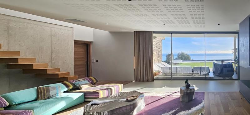 Maison - 320 m² - 14 pièces